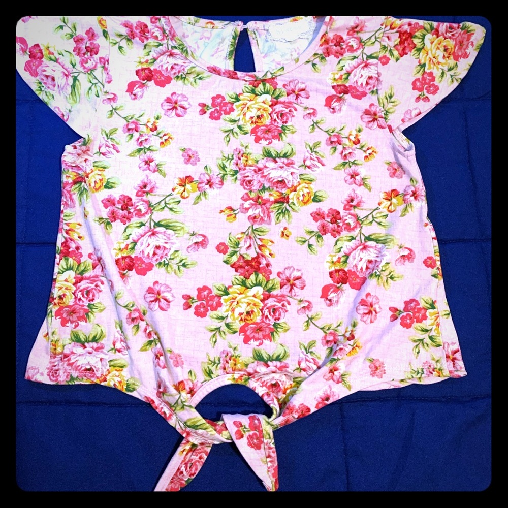 Cute Short sleeve  girls size 10 shirt